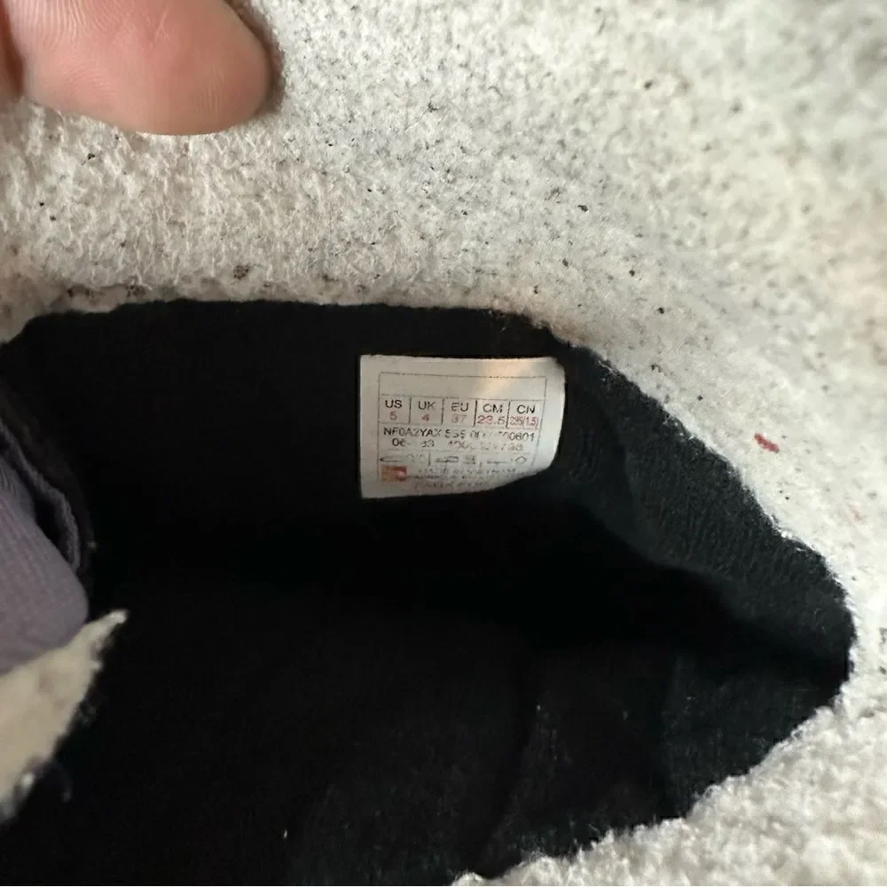 The North Face Womens Never Stop Exploring Winter Snow Boots Gray Purple Size 5